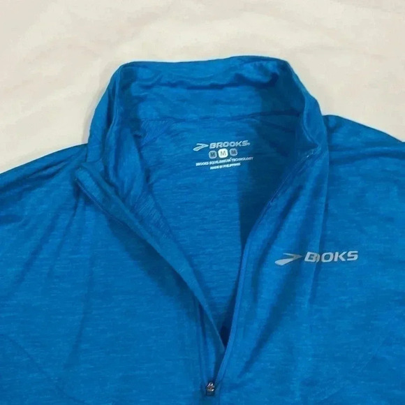 Brooks quarter zip - Picture 4 of 9
